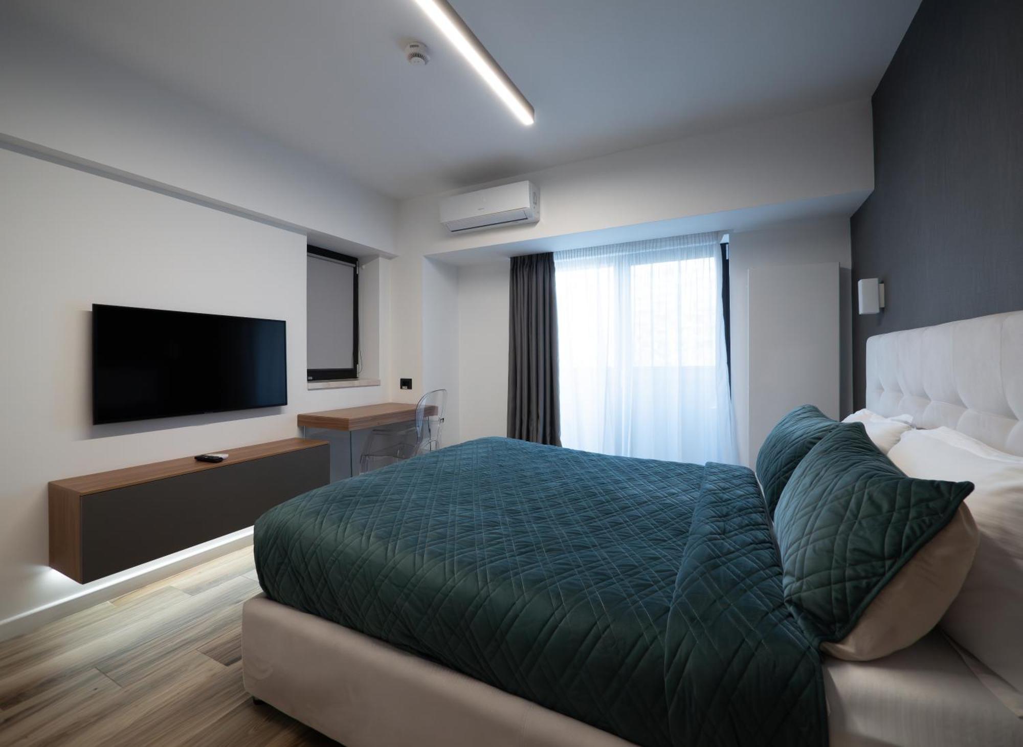 Novos Luxury Suites Bukarest Exterior foto